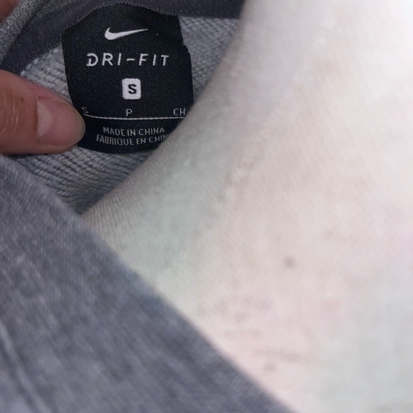 Nike Women’s Gray Sweatshirt - Picture 3 of 5